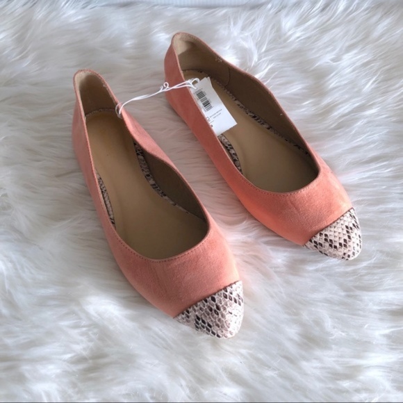 Old Navy Faux Suede Pointy Cap Toe Flat SZ 9 3X$25 - Picture 3 of 5